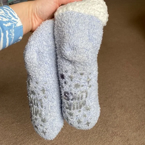 Muk Luks cabin slipper socks - Picture 2 of 6